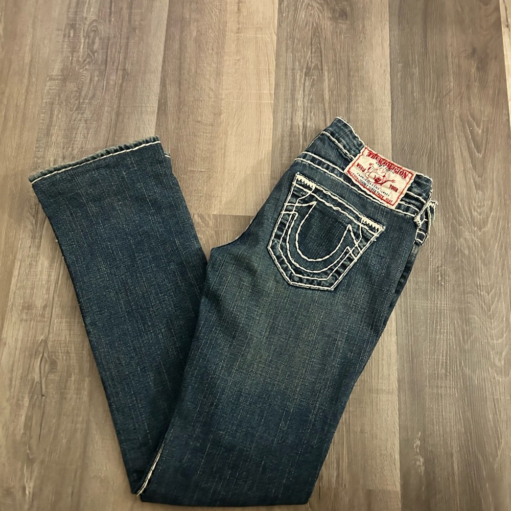 SOLD True Religion Women's Blue Straight Leg Jeans